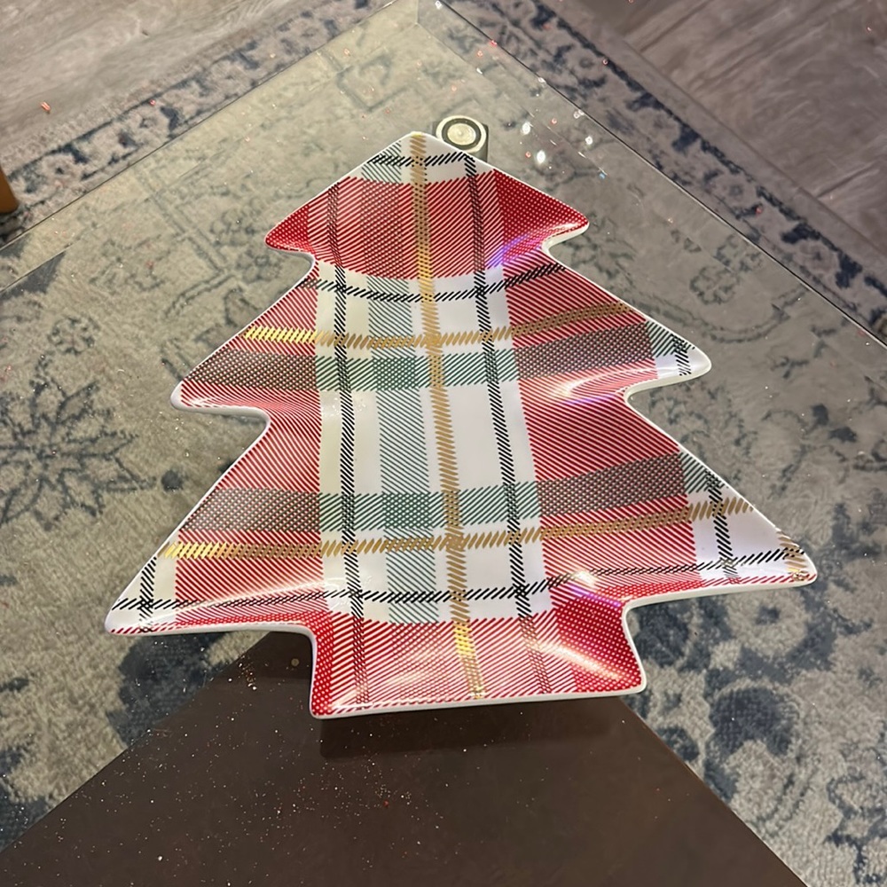 Brand new Christmas tree shape serving tray
